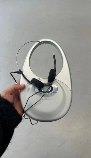 Vintage Music Players & Electronics 